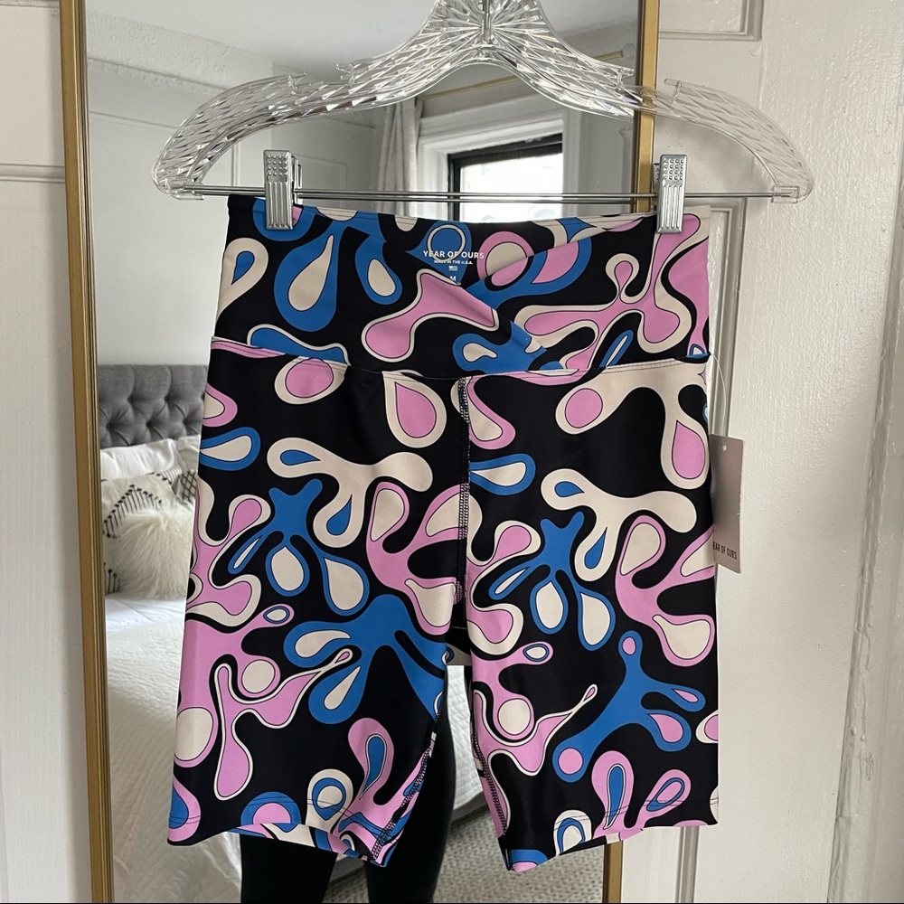 Year of Ours “Splash” V Waist Bike Shorts Size M NWT